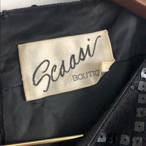 Scaasi - Picture 5 of 5